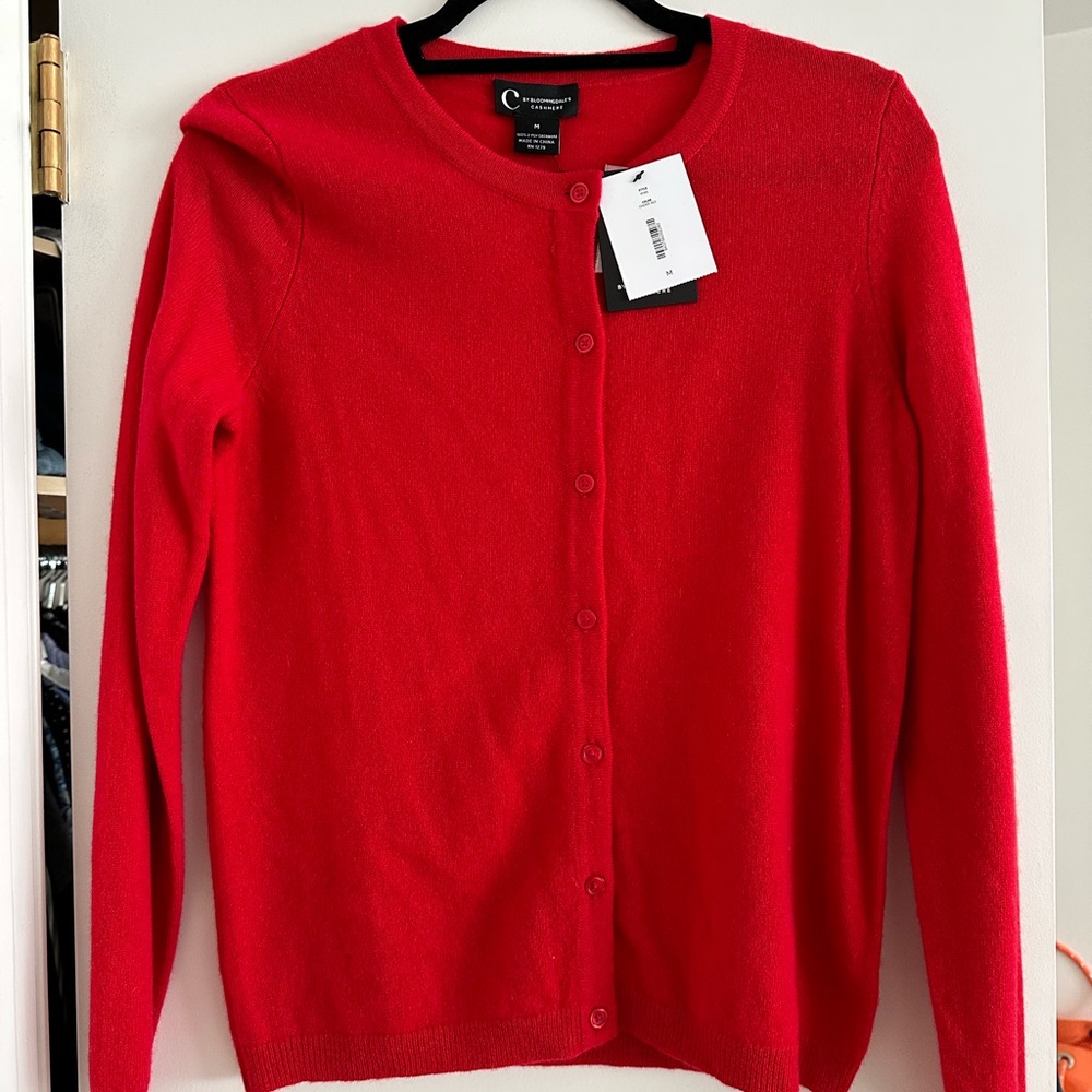 C by Bloomingdale’s cashmere cardigan. NWT. Cherry red size M.